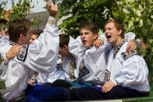 men singing together